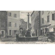 Vence - Fontaine place Vieille et porte du Signador